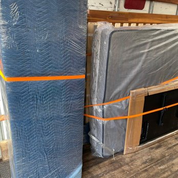 Qualified Movers - All furniture is strapped - Movers Near Me Qualified Movers - All furniture is strapped - Movers Near Me