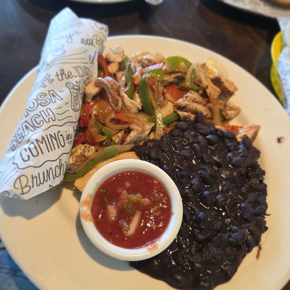 Good Stuff Restaurant - Redondo Beach - Chicken fajitas with black beans - Breakfast & Brunch Near Me - Redondo Beach, California Good Stuff Restaurant - Redondo Beach - Chicken fajitas with black beans - Breakfast & Brunch Near Me - Redondo Beach, California