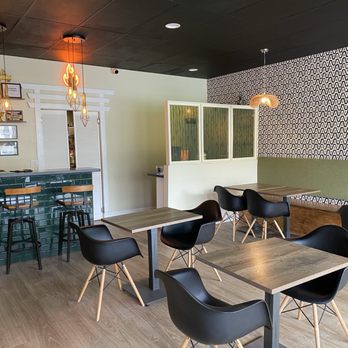 Mua Asian Cuisine - Seating area - Asian Fusion Near Me - Suttons Bay, Michigan Mua Asian Cuisine - Seating area - Asian Fusion Near Me - Suttons Bay, Michigan
