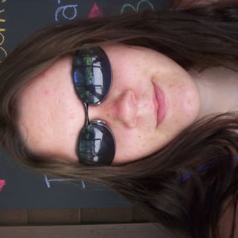 Emandal - Its after lunch and I'm ready to go to the river! - Guest Houses Near Me - Willits, California