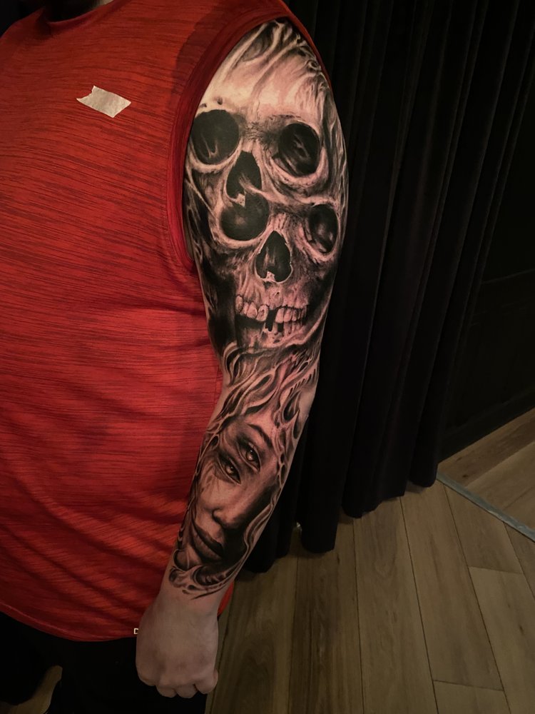 Photos of AVENUE TATTOO STUDIO Updated August 2024 82 Photos 1126