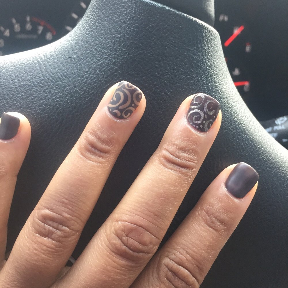 Dary's Nails Spot - I wish I had extra hands to make a gif of the color change and you'd watch the ring finger design disappear - Nail Salons Near Me - Tacoma, Washington
