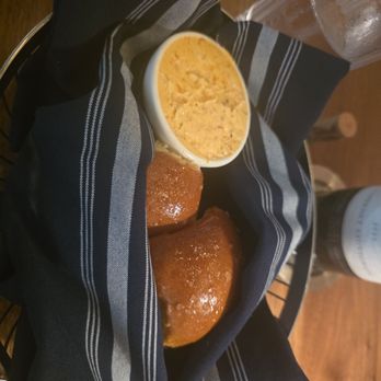 Kirkwood - Complimentary bread - American Near Me - Houston, Texas