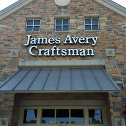James Avery - Store front
