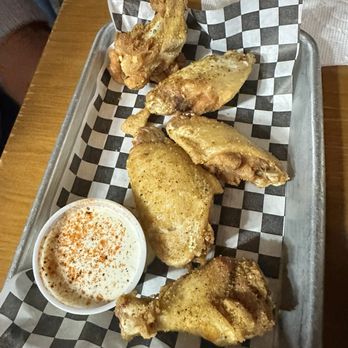 Gold Feather - Lemon Pepper Wings - Beer Bar Near Me - San Antonio, Texas Gold Feather - Lemon Pepper Wings - Beer Bar Near Me - San Antonio, Texas