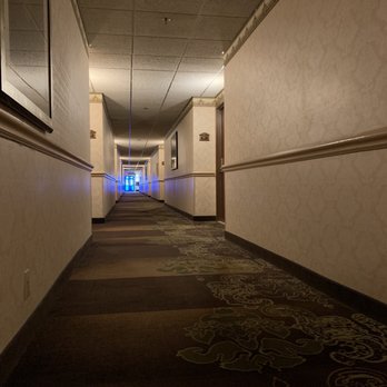 Circus Circus - Dark, low ceilings, dingy hallways. - Hotels Near Me - Las Vegas, Nevada Circus Circus - Dark, low ceilings, dingy hallways. - Hotels Near Me - Las Vegas, Nevada