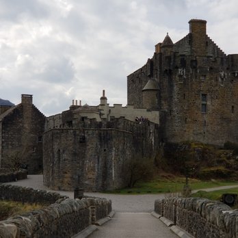Eilean Donan - Souvenir Shops Near Me - Kyle, HLD