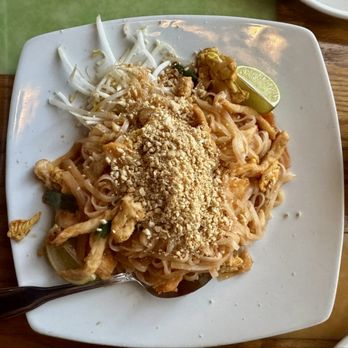 Chin Chin - pad thai - Chinese Near Me - Sparks, Nevada