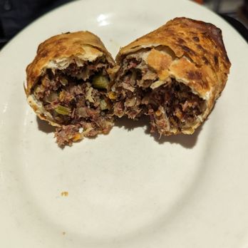 Pastrami Queen - Pastrami egg roll - Delis Near Me - New York, New York Pastrami Queen - Pastrami egg roll - Delis Near Me - New York, New York
