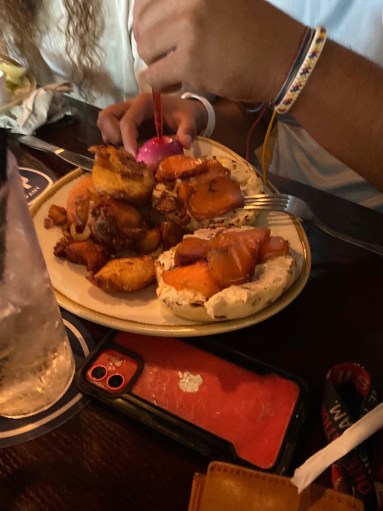 Two Stones Pub — Mexican restaurant in Hockessin