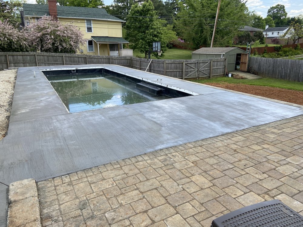 CONCRETE FLOORS ROCK WALLS AND MORE Request Consultation 934