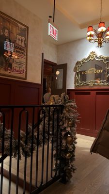 Petit Pomeroy by null