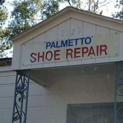 Palmetto Shoe Repair - Front entrance