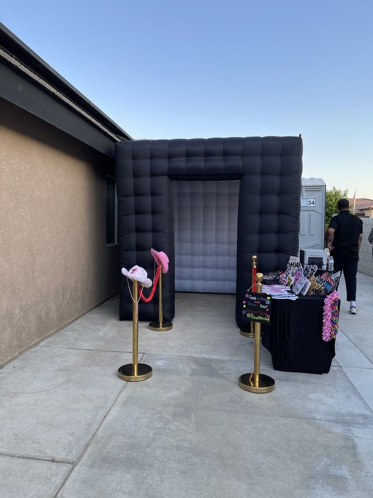 PICTURE ME SMILING PHOTOBOOTH - Request a Quote - Bakersfield ...