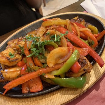 Viva Margarita - Shrimp Fajita! Came with a side of tortilla (choose between corn or flour), rice and refried beans. - Mexican Near Me - Cliffside Park, New Jersey