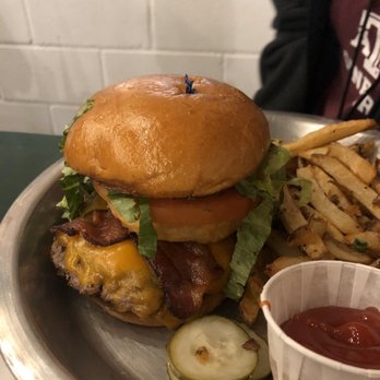 Rodeo Goat - Marvin Zindler Burger - Burgers Near Me - Houston, Texas