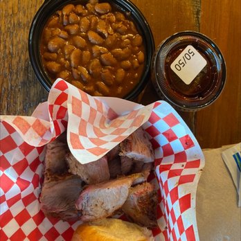 MacQue's Barbeque - Little mike's tri tip with western beans and 50/50 bbq sauce - Barbeque Near Me - Elk Grove, California MacQue's Barbeque - Little mike's tri tip with western beans and 50/50 bbq sauce - Barbeque Near Me - Elk Grove, California