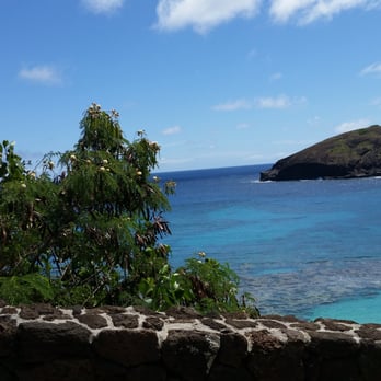 Hawaii Campers - Cruising the coast - RV Rental Near Me - Honolulu, Hawaii