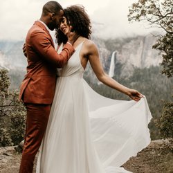 Destination Anywhere Photography - Couples photography, elopement in Yosemite National Park, photography by Destination Anywhere Photography