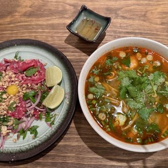 Que Viet - Tartare and shrimp pho - Vietnamese Near Me - San Francisco, California