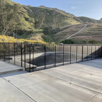 Katchakid - Pool safety fence - Hot Tub & Pool Near Me