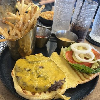 Gallery 41 Water’s Edge Grill - Gallery 41 Burger and fries - Sandwiches Near Me - Corpus Christi, Texas Gallery 41 Water’s Edge Grill - Gallery 41 Burger and fries - Sandwiches Near Me - Corpus Christi, Texas