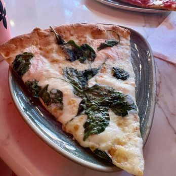 Cannoli King - Spinach pizza - Desserts Near Me - New York, New York Cannoli King - Spinach pizza - Desserts Near Me - New York, New York
