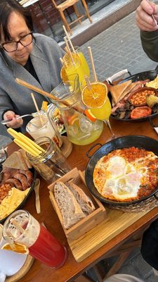 Billy Brunch by null