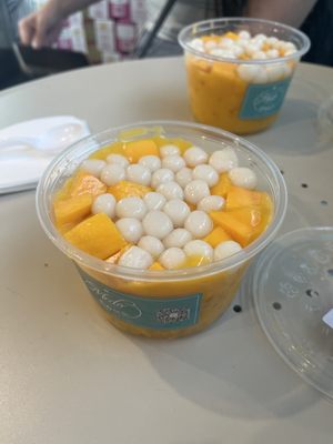 Me Do Desserts by null