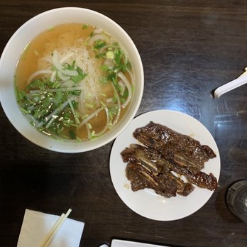 Pho Ninh Kieu - P17. Pho Bo Nuong (Grilled Beef Soup) Portion was huge!! - Vietnamese Near Me - Parsippany, New Jersey Pho Ninh Kieu - P17. Pho Bo Nuong (Grilled Beef Soup) Portion was huge!! - Vietnamese Near Me - Parsippany, New Jersey