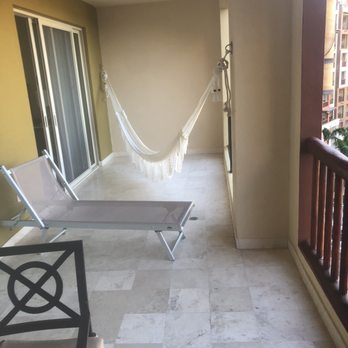 Villa del Palmar - Balcony with hammock - Resorts Near Me - Cancún, ROO