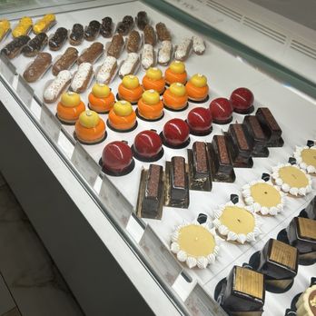 Artelice Patisserie - dessert bar at 5-6 pm - Patisserie/Cake Shop Near Me - Burbank, California Artelice Patisserie - dessert bar at 5-6 pm - Patisserie/Cake Shop Near Me - Burbank, California