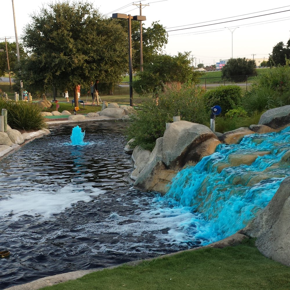 Austin’s - Bowling Near Me - Pflugerville, Texas