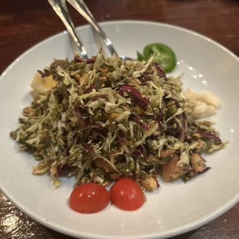 Rangoon Burmese Kitchen - Rangoon Tea Leaf Salad - Burmese Near Me - Honolulu, Hawaii