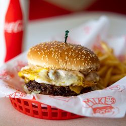 Mike’s Drive-In - Mike's Special Deluxe
