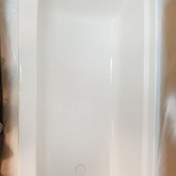 Professional Refinishing - Refinished tub with repair after picture - Refinishing Services Near Me Professional Refinishing - Refinished tub with repair after picture - Refinishing Services Near Me