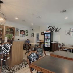 Allyson A Bake Shop - Inside
