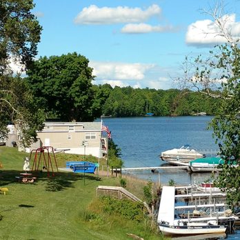 Nelson Lake Lodge - Boat Charters Near Me - Hayward, Wisconsin Nelson Lake Lodge - Boat Charters Near Me - Hayward, Wisconsin