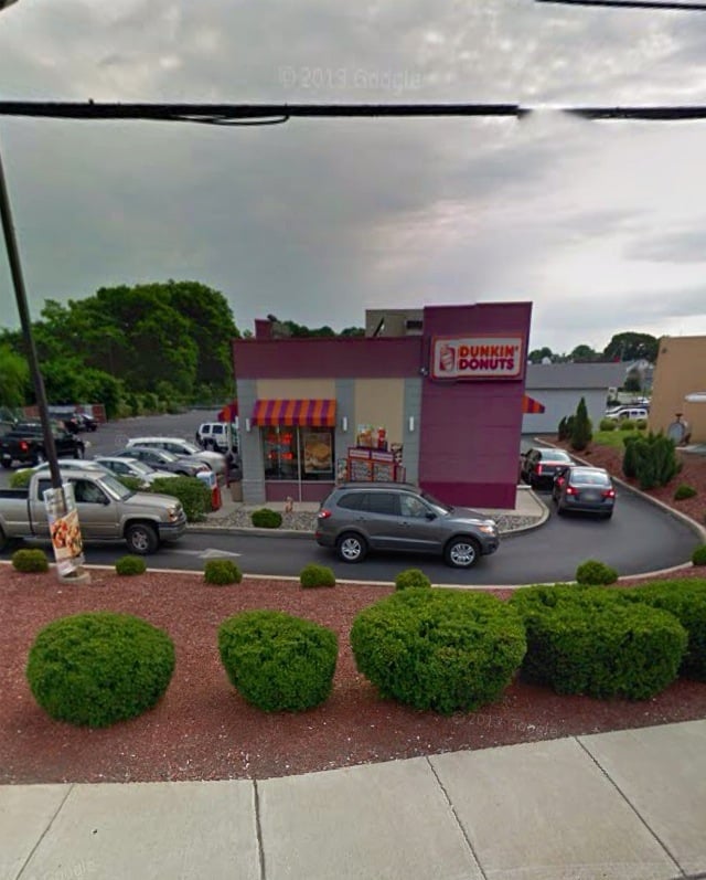 DUNKIN’ Updated July 2024 11 Reviews 146 N Macdade Blvd