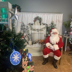 Sassy Girl Chalet Marketplace - Santa we have special visitors and events for our shoppers!!