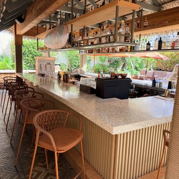 The Ryder Hotel - Outside bar and courtyard - Hotels Near Me - Charleston, South Carolina The Ryder Hotel - Outside bar and courtyard - Hotels Near Me - Charleston, South Carolina