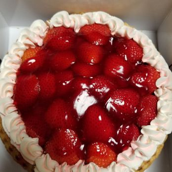 Liliha Bakery - Strawberry chiffon pie - Bakeries Near Me - Honolulu, Hawaii Liliha Bakery - Strawberry chiffon pie - Bakeries Near Me - Honolulu, Hawaii