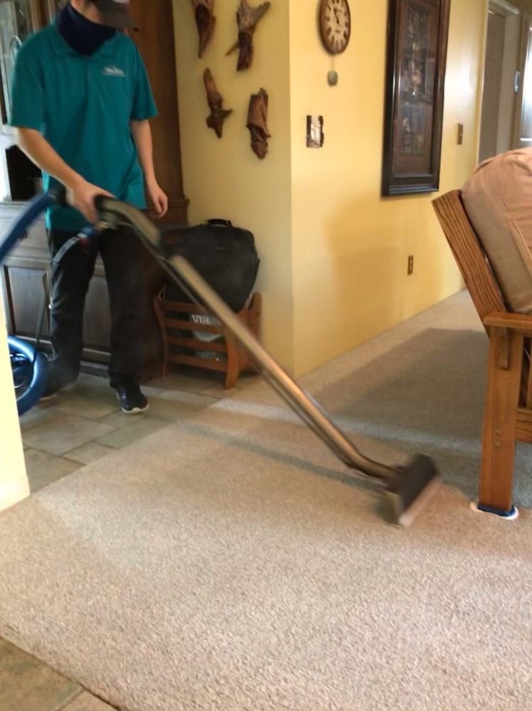 TABLE ROCK CARPET CARE Updated September 2024 14 Photos Medford