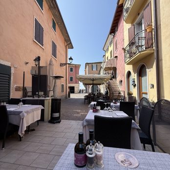 Da Beppina - Backyard - Seafood Near Me - Bardolino, VR
