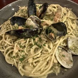 Seafood Alfredo
