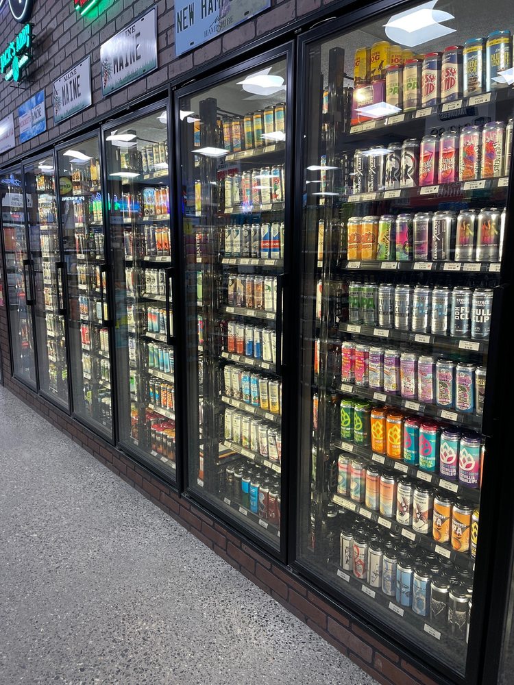 THE CITY TOBACCO & BEVERAGE CENTER Updated August 2024 15 Photos