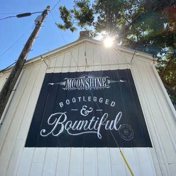 Moonshine Grill - Southern Near Me - Austin, Texas