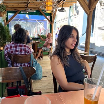Moustache Pitza - Middle Eastern Near Me - New York, New York
