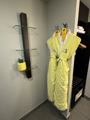 Hotel Five - A Staypineapple Hotel by null