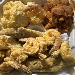 Poe's Kitchen - If you like  Jimmies, Captain Cove or Galleys and other Sea Food Places in CT, try this Tantalizing Soul Food Seafood Feast